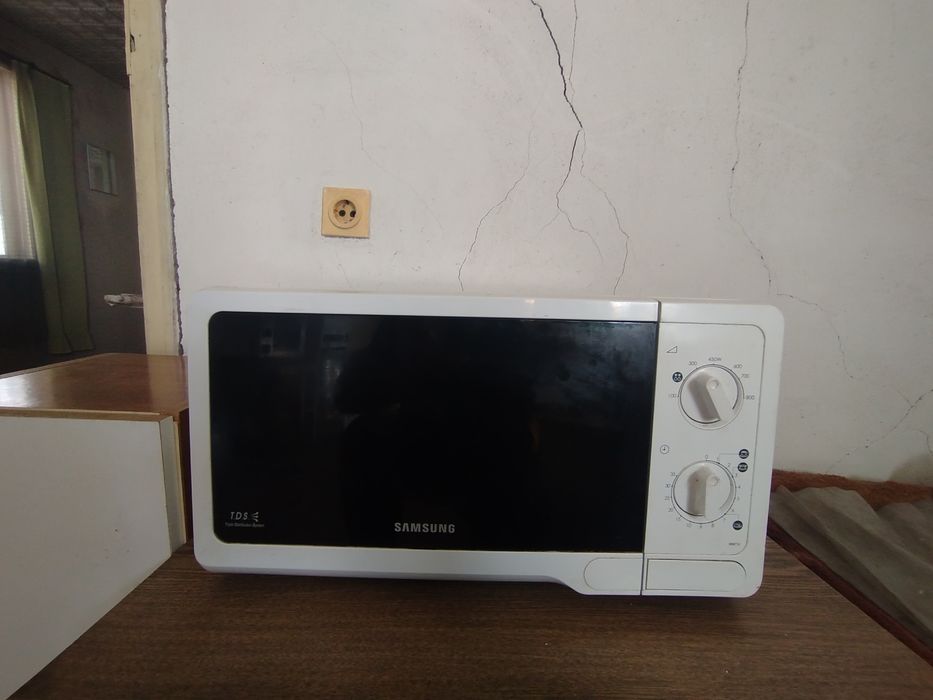 Микровълнова Samsung