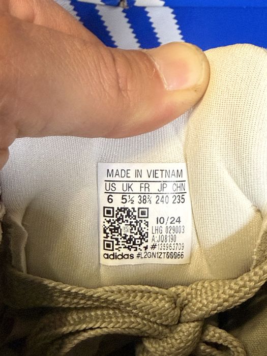 Чисто нови unisex маратонки Adidas Campus 38.2/3