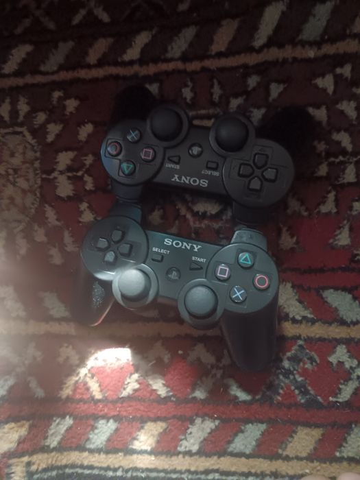 Продаю сони плейстейшен супер слим