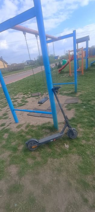 Vând trotineta electrica Navee