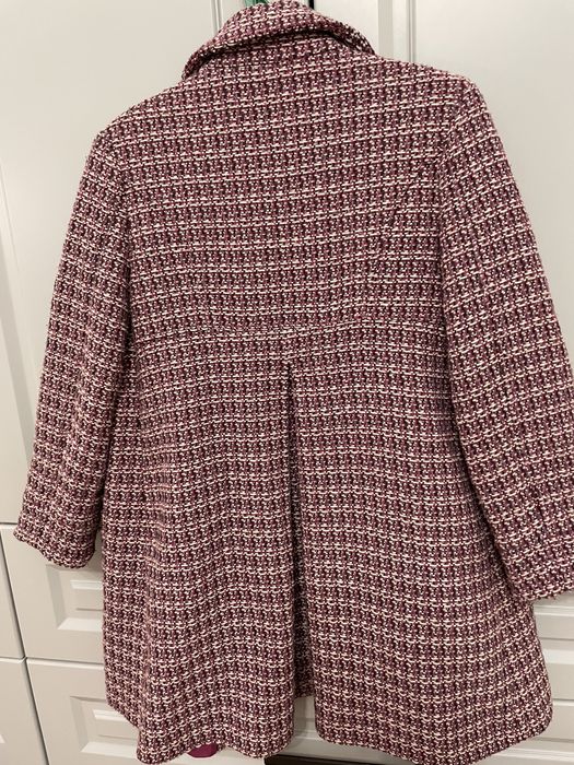 Стильное пальто для девочки