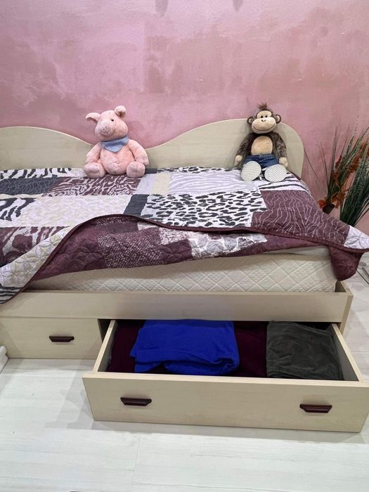 Чисто нови легла ( правени по поръчка)