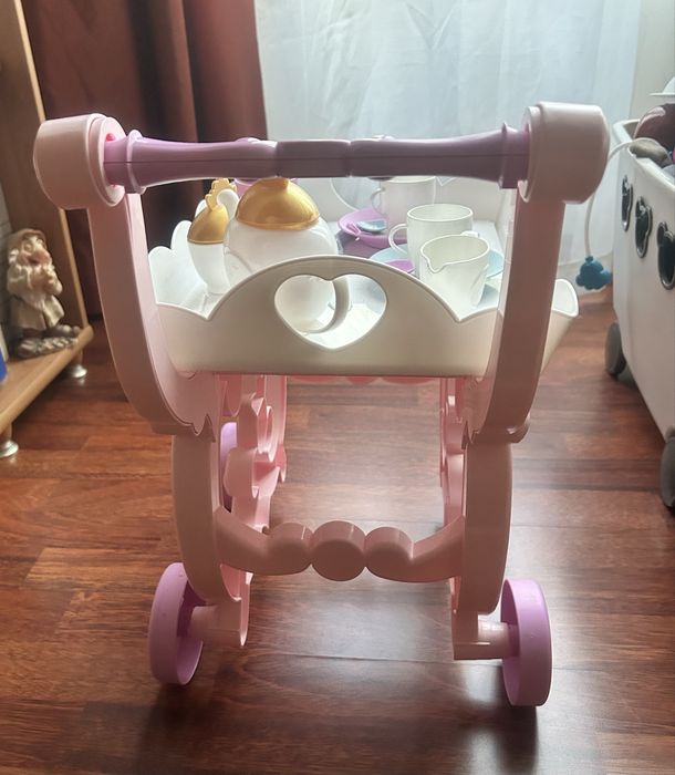 Количка за сервиране на Disney