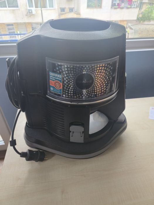 Продавам Rainbow E4
