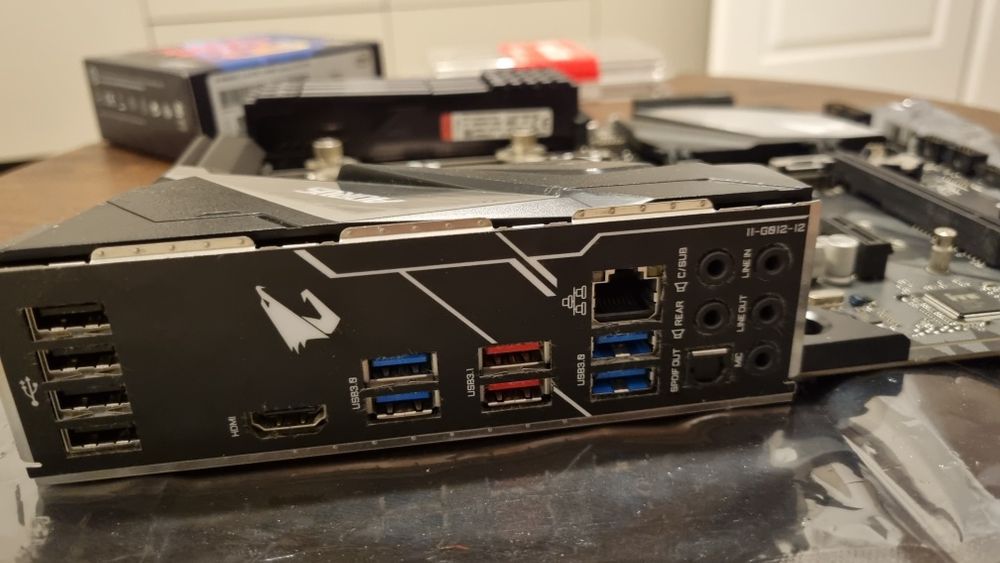 Kit Gaming i9 9900 KF,  32 gb DDRAM 4, Rtx 3070 Ti