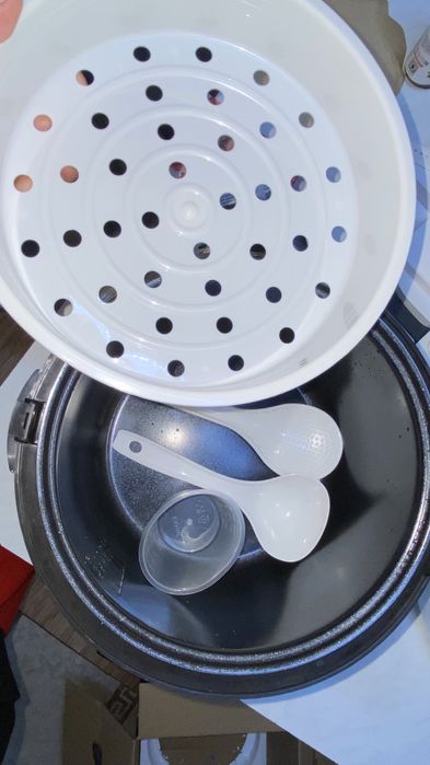 Мультиварка REDMOND RMC-M22 сатылады