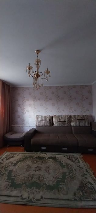 Продам дом с центральным отоплением.
