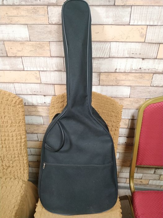 Гитара акустическая шестиструнная