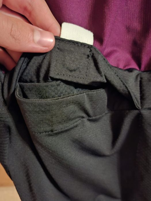 Tricou ciclism IQ , buzunare cu magneti