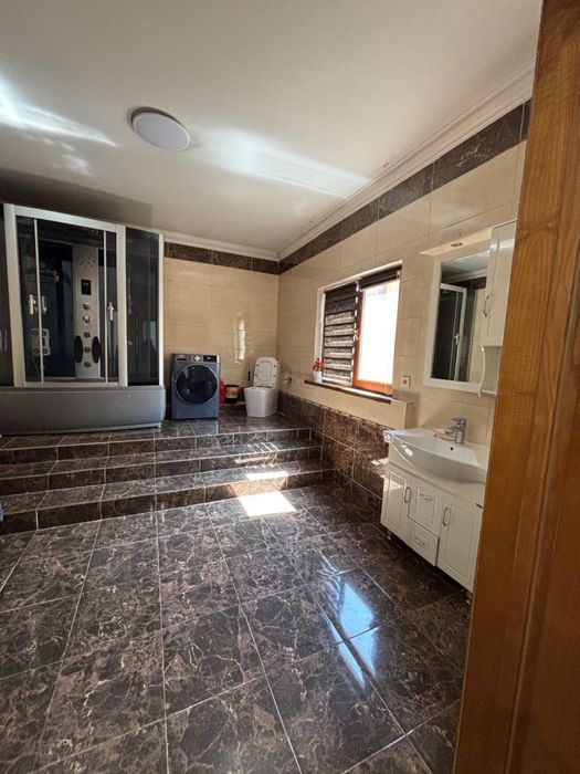 Продаю дом с готовым бизнесом