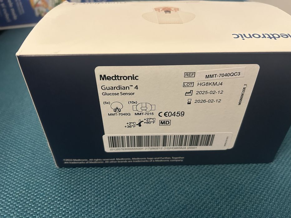 Senzori glicemie Guardian 4 Medtronic + teste Contour plus
