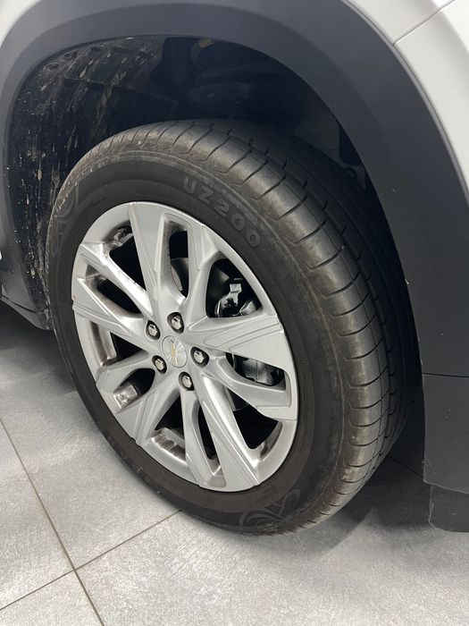 Tracker 2 LTZ avtomobil sotiladi !