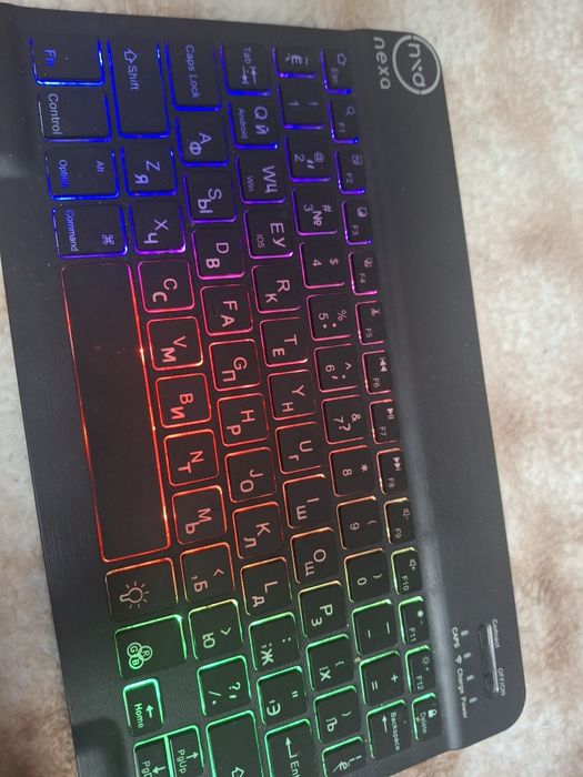 Блютуз клавиатура