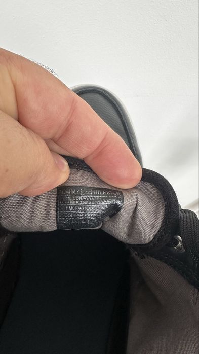 Vand pantofi Tommy Hilfiger masura 46