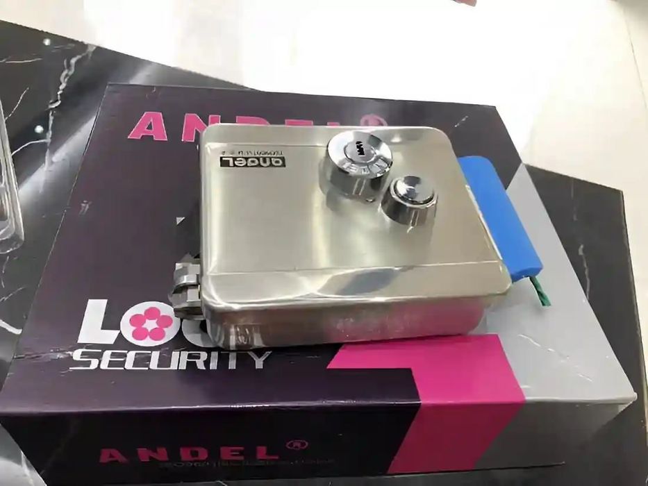 Дверной замок Andel 788