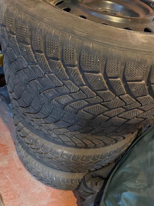 215/60/16 зимний шина с дискам