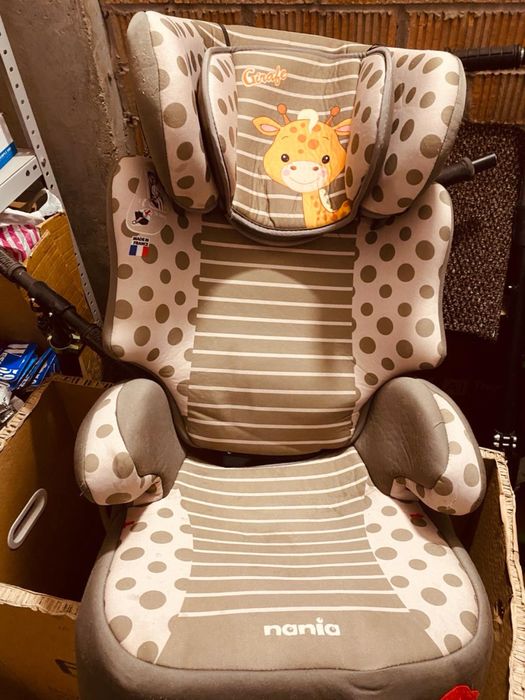 Кресло детское с бустером