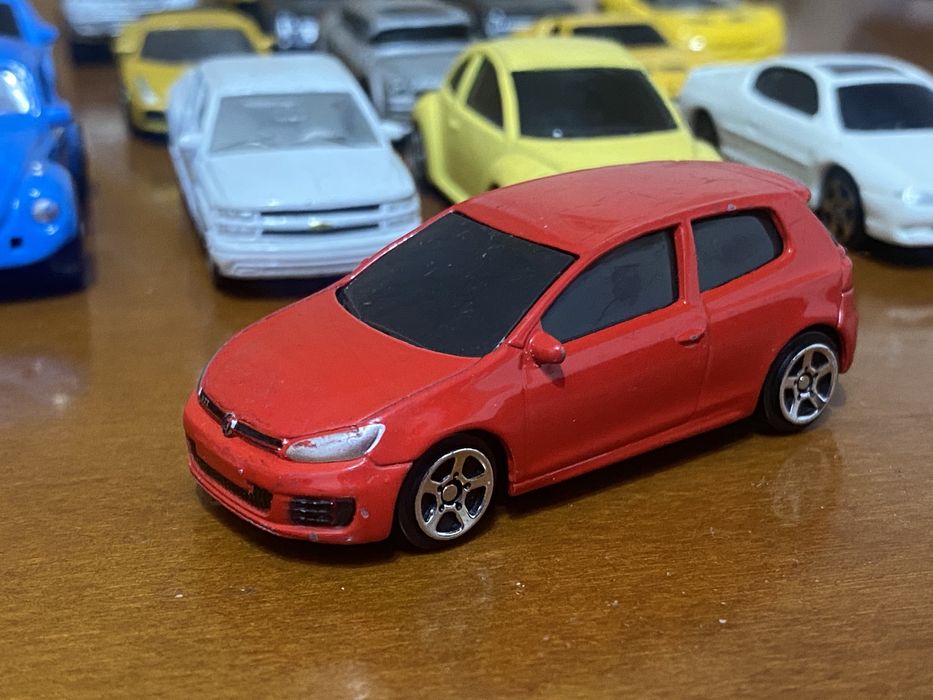 Метални колички лот