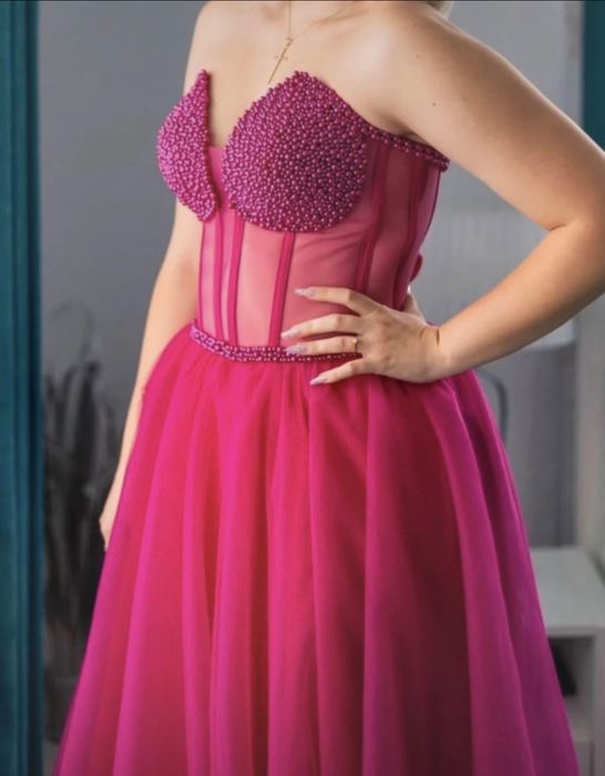 Rochie elegantă pentru nuntă/majorat