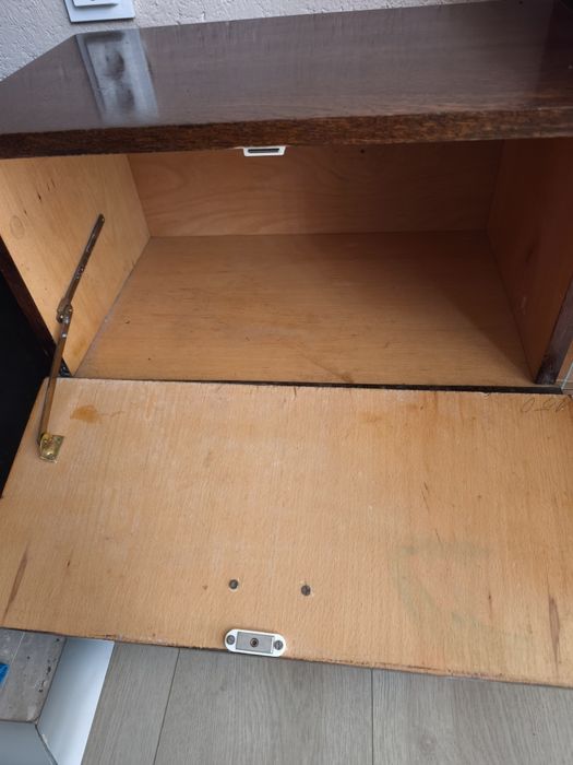 Винтидж тоалетка в ретро стил