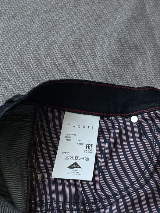 Мужские джинсы Bugatti