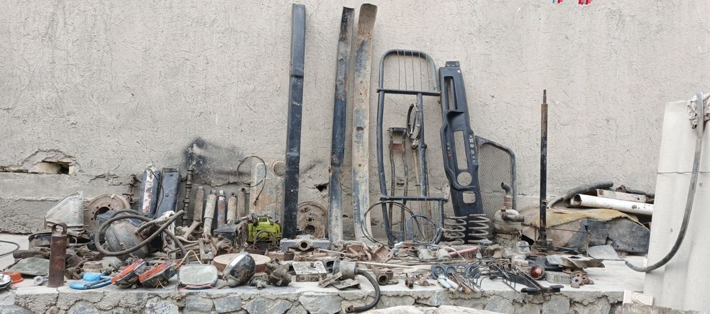 Уаз запчасти. Сотилади