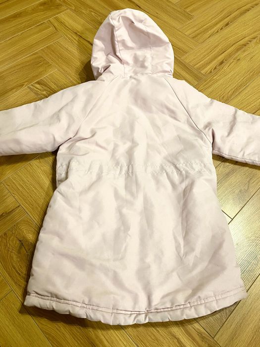 Зимняя курточка на девочку 104 см