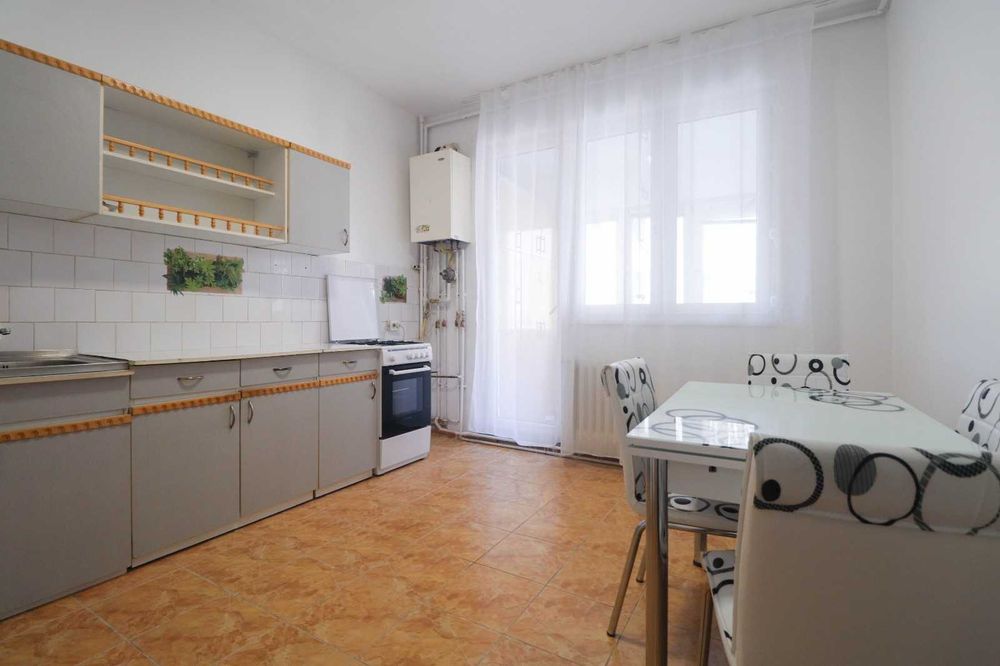 Închiriez apartament cu o cameră pe strada Maramureșului