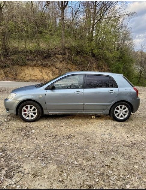 Toyota corolla 2003 1.6 benzina cu motor  blocat