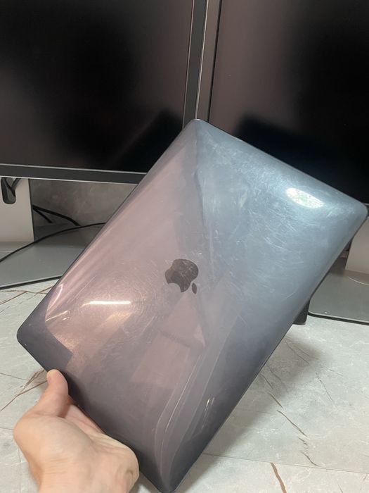 Macbook pro 17 2017