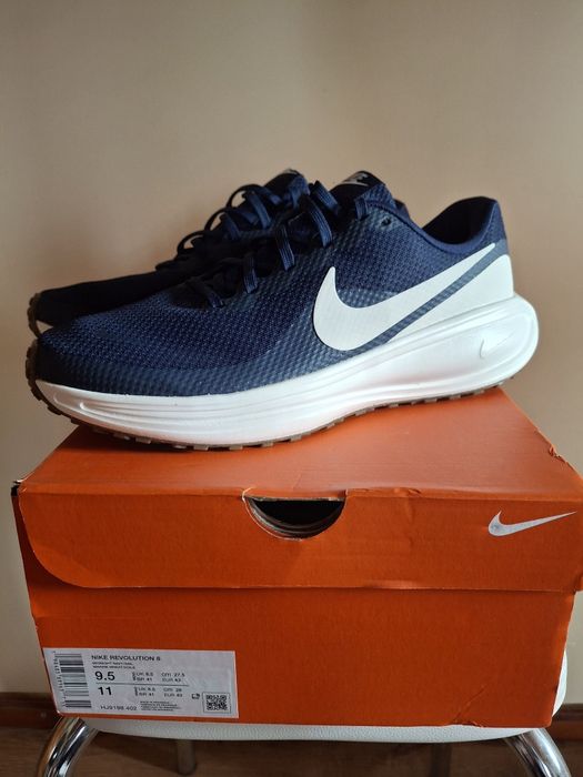 Nike Revolution 8. Размер 43.