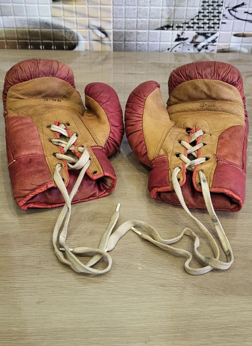Manusi box vintage