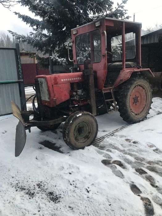 Продам трактор т25