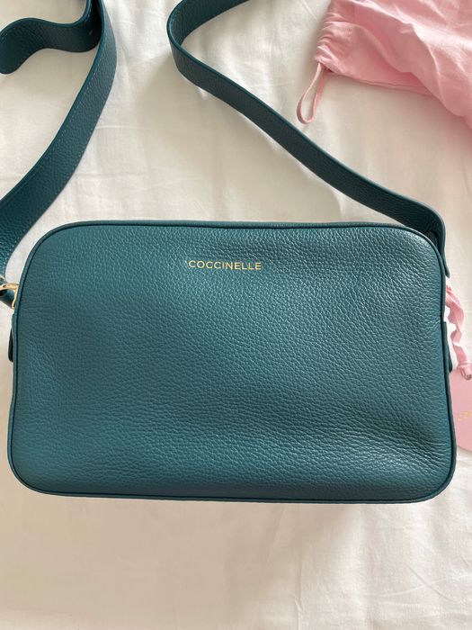 Geanta Coccinelle crossbody albastra turcoaz teal petrol