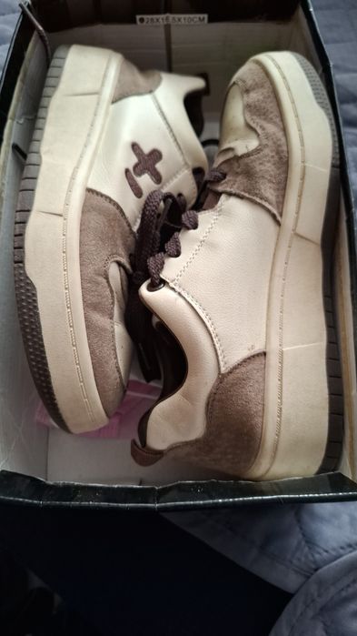 Кроссовки унисекс 36 размер