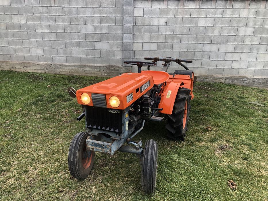 Продавам Kubota B6000