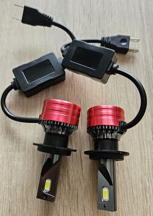 Bec LED H7/H4/H1/H8/H9/H11/H15/H3/D5S/D4S/D3S/D2S/D1S/D8S T10W5WCanbus