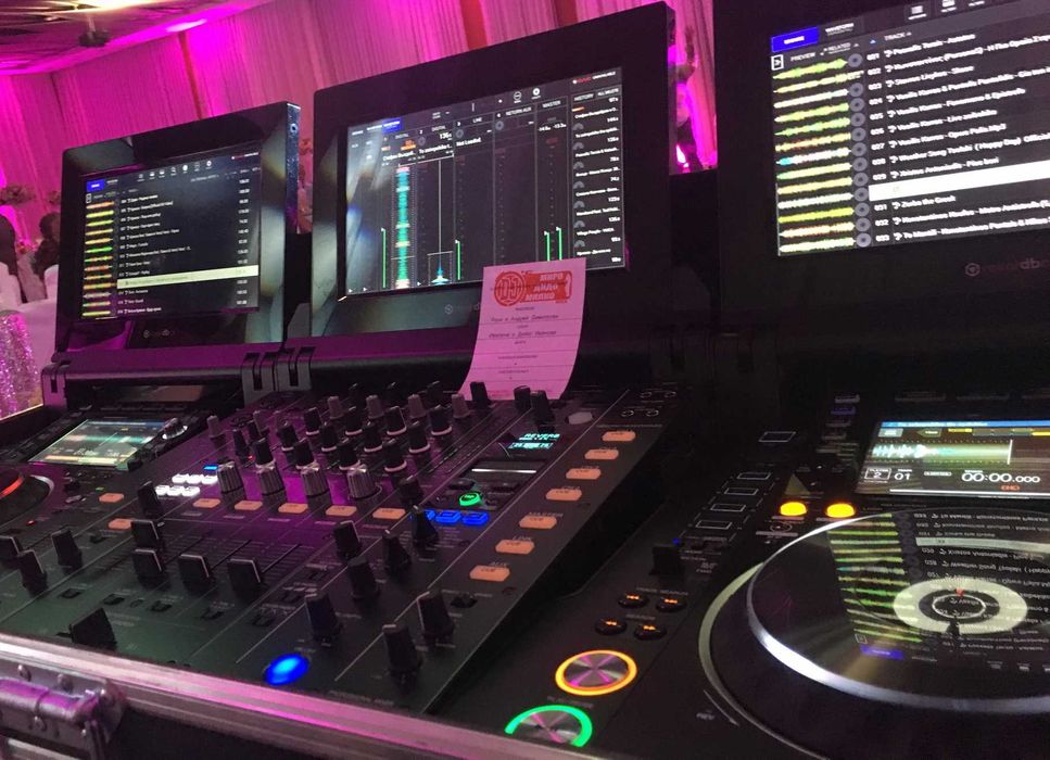 Pioneer Tour1 Set - 2xCDJ-TOUR1 & DJM-TOUR1