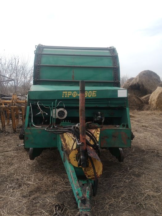 Продам пресс-подборщик рулонный ПРФ-180