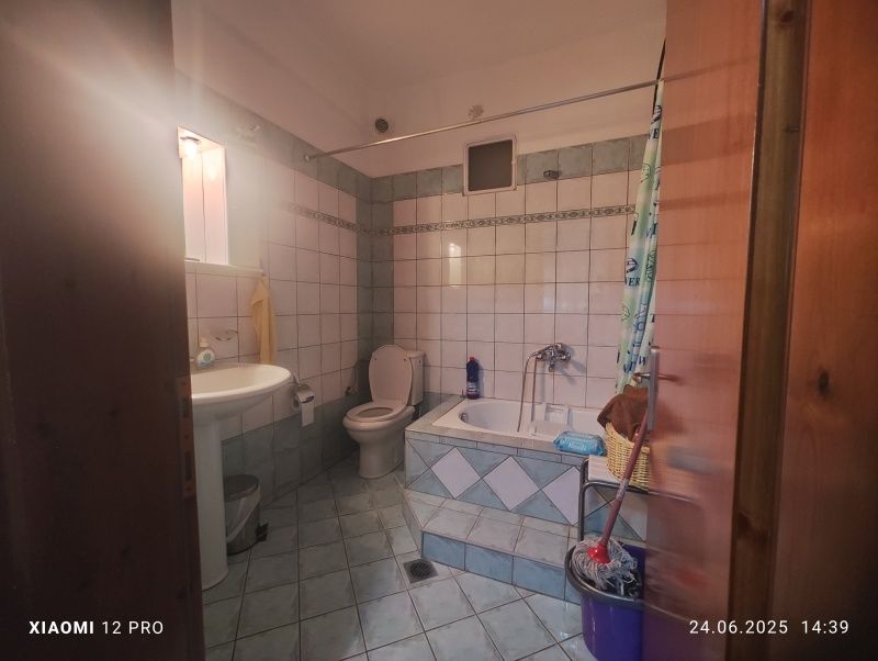 ПРОДАВА ! Самостоятелна къща в Паралия Офринио