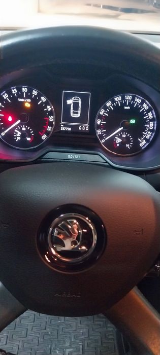 Шкода Октавия 1.6 TDI