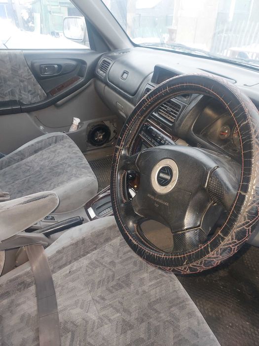 Срочно продам субару форестер