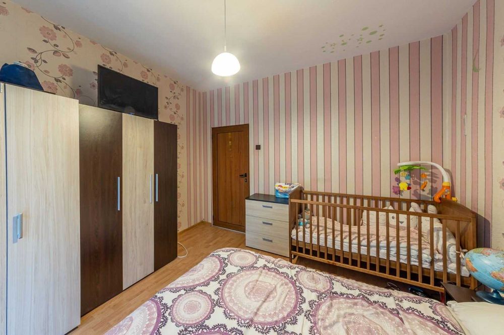 Дава се под наем Тристаен апартамент в Варна, Завод Дружба - 65 кв.м за 408 € - Снимка #4