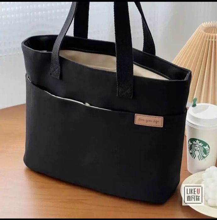 Сумка новая на молнии.