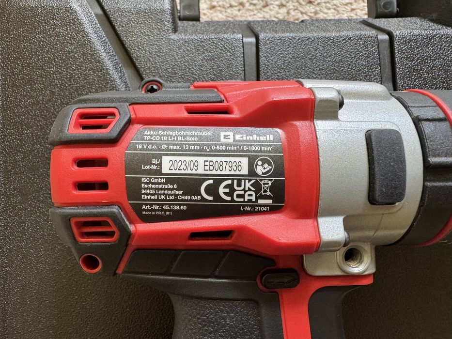 Set masina de gaurit si insurubat (bormasina) Einhell TE-CD 18 Li-i Brushless, 18 V, 60 Nm + acumulator 2.5Ah, 18V + incarcator + cutie transport