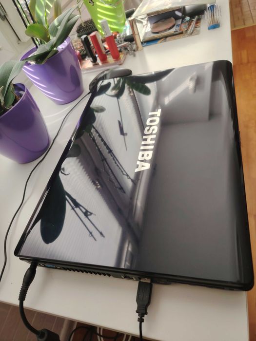 Лаптоп Toshiba Satellite P200-16V