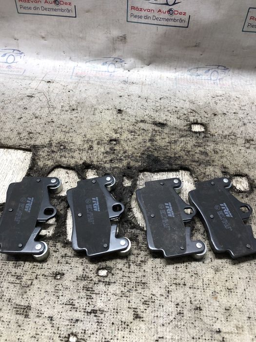 placute spate  volkswagen touareg 2012