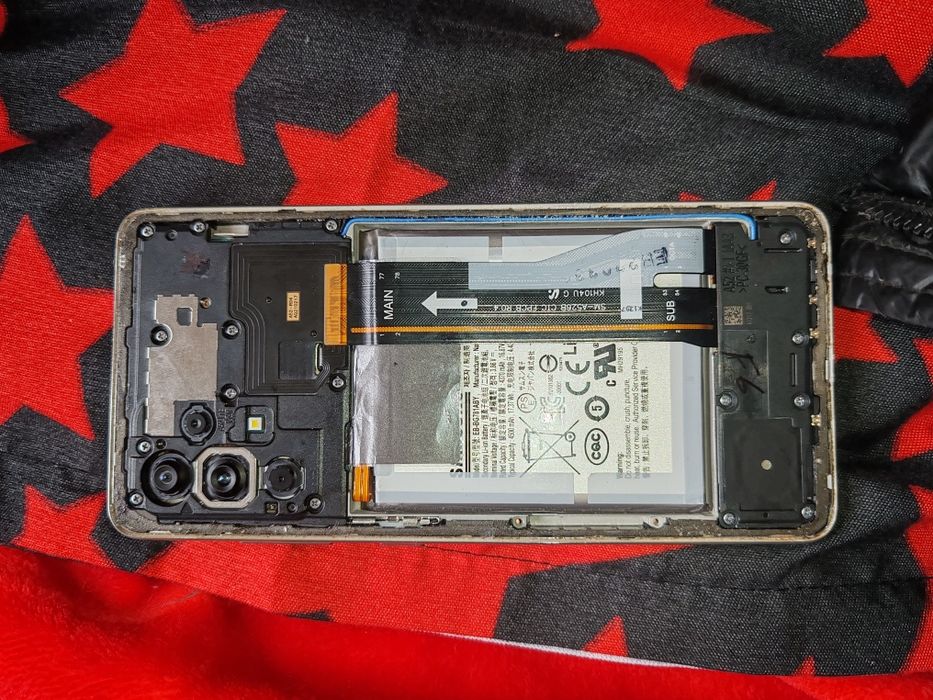 Samsung a52 pn piese display-ul este spart