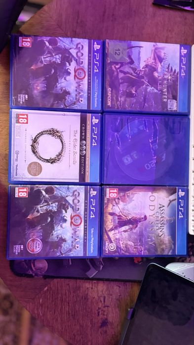 Jocuri PS4.