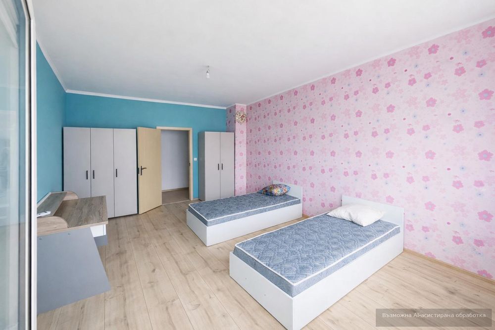 Дава се под наем Тристаен апартамент в Варна, Автогара - 100 кв.м за 747.66 € - Снимка #3